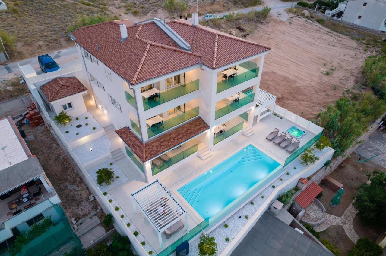 Apartvilla Pag Pag Town Exterior foto